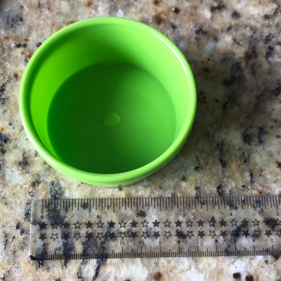 Kaytee CritterTrail Small Green Food Dish - Picture 2 of 4